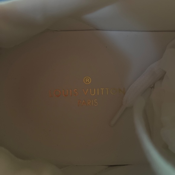 Men’s Louis Vuitton - Picture 5 of 5